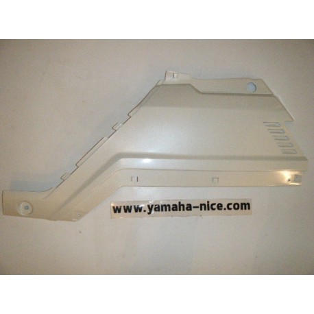 Cache laterale gauche blanc pour YAMAHA BELUGA 50 de 1990