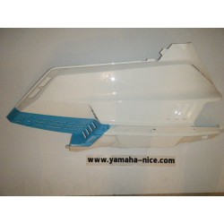 Cache laterale gauche blanc/turquoise pour YAMAHA BELUGA