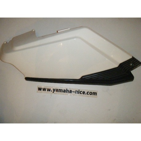 Cache laterale blanc pour YAMAHA BELUGA CV 80 de 1983