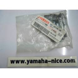 Axe de cale pied YAMAHA DT 50  2003 / 2011