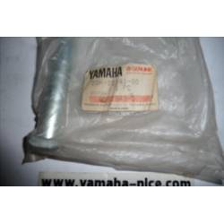Axe de pivot de bras arriere YAMAHA FZR 1000 1987/1988