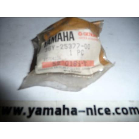 Collier d'axe de roue arrière FZR 1000 1989 à 1995 et XJR 1300 1998 à 2001