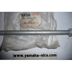 Axe de roue arrière YAMAHA YZ 80 1985 