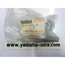 Pipes admissions gauche carburateurs 1 et 2 YAMAHA FZR 1000 de 1991 à 1993