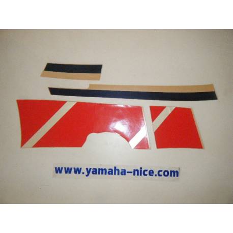 Embleme autocollant de carénage gauche origine YAMAHA FZ 600 1986
