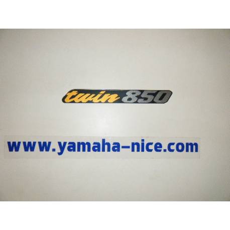 Embleme autocollant cache latérale arrière coté gauche origine YAMAHA TDM 850 2000/2001