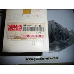Boitier thermostat YAMAHA FZR 1000 et 750 de 1987