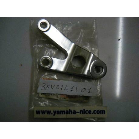 Support / platine passager gauche YAMAHA TZR 125 de 1997