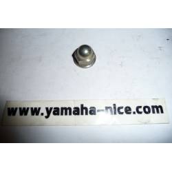 Écrou borgne de tendeur de chaîne origine YAMAHA XS 500 de 1976