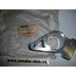Support de demi guidon droit YAMAHA FZR 1000 de 1989 à 1990