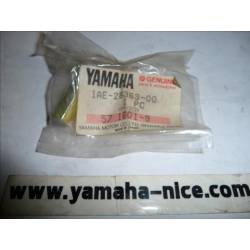 Ecrou fixation de tete de fourche YAMAHA FZ 750 GENESIS de 1985 à 1991