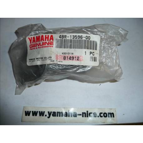 Pipes admissions coté droit carburateurs 3 et 4 YAMAHA XJ 600 N/S de 1992 à 1995