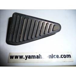 Caoutchouc de repose pied gauche YAMAHA XVZ 1300 VENTURE ROYALE de 1989 à 1991