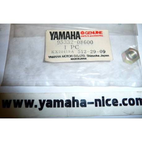 Ecrou cylindre YAMAHA XT 550 de 1982