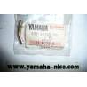 Guide câble de carburateur origine YAMAHA pour TZ 125 de 1981