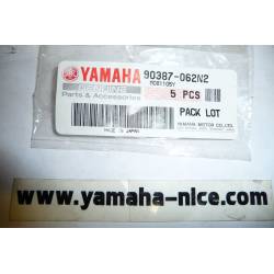 Collerette de carter de chaîne origine YAMAHA RD 250 de 1974 et RD 350 de 1974