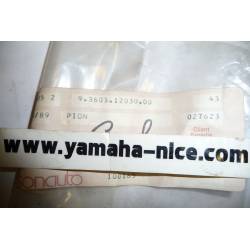 Clavette de pompe a huile origine YAMAHA pour BELUGA 80 ( CH 80 ) de 1990 et 1992