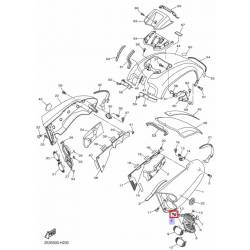 Boulon d’écope latéral Yamaha VMAX17 2009 2012 YBR125 2010 2012 