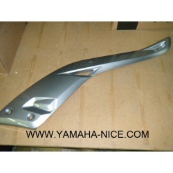 Moulure laterale / sabre droit gris pour YAMAHA XMAX 250 de 2010 et 2011